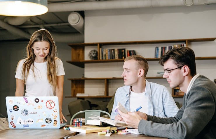 SkillShare Free Lead Generation Training Course - The Ultimate Guide To Sales Prospecting & Lead Generation for B2B Sales and Business Development