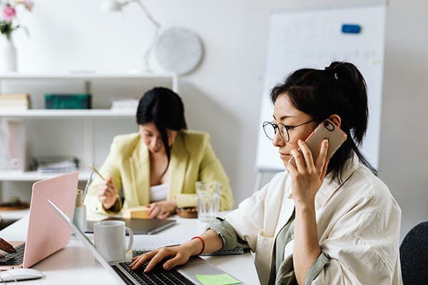customer-service-skills-examples image 12