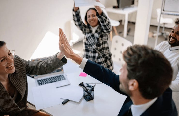 SC Training (formerly EdApp) Etiquette Training Courses - How to be a Team Player