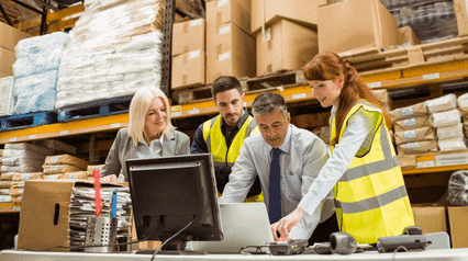 El equipo de logística se prepara para el cross-docking