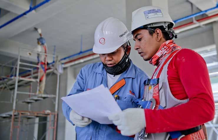 Construction Safety Training Program - Personal Protective Equipment PPE for Construction