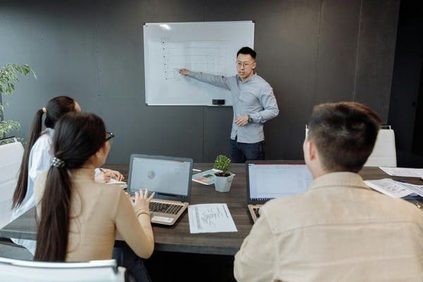 on-the-job-training image 2